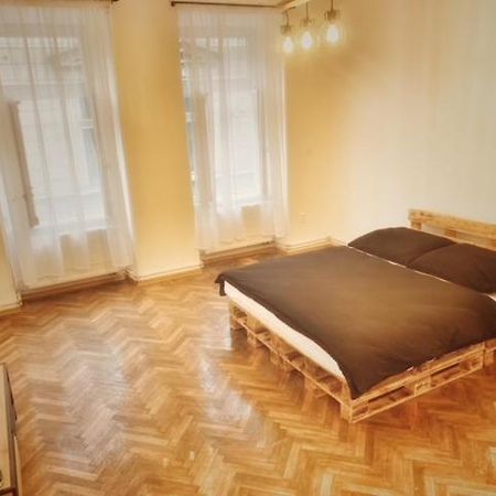 Apartament Jedinecny Byt V Historickom Centre Kosic Koszyce Zewnętrze zdjęcie