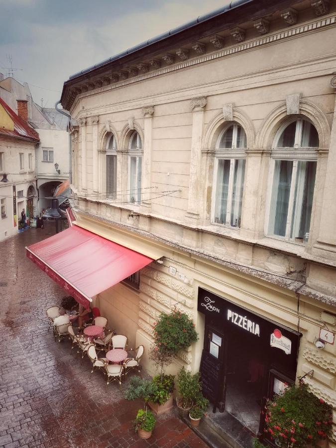 Apartament Jedinecny Byt V Historickom Centre Kosic Koszyce Zewnętrze zdjęcie